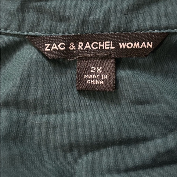 Women's Teal Button-Up Top - Picture 5 of 6